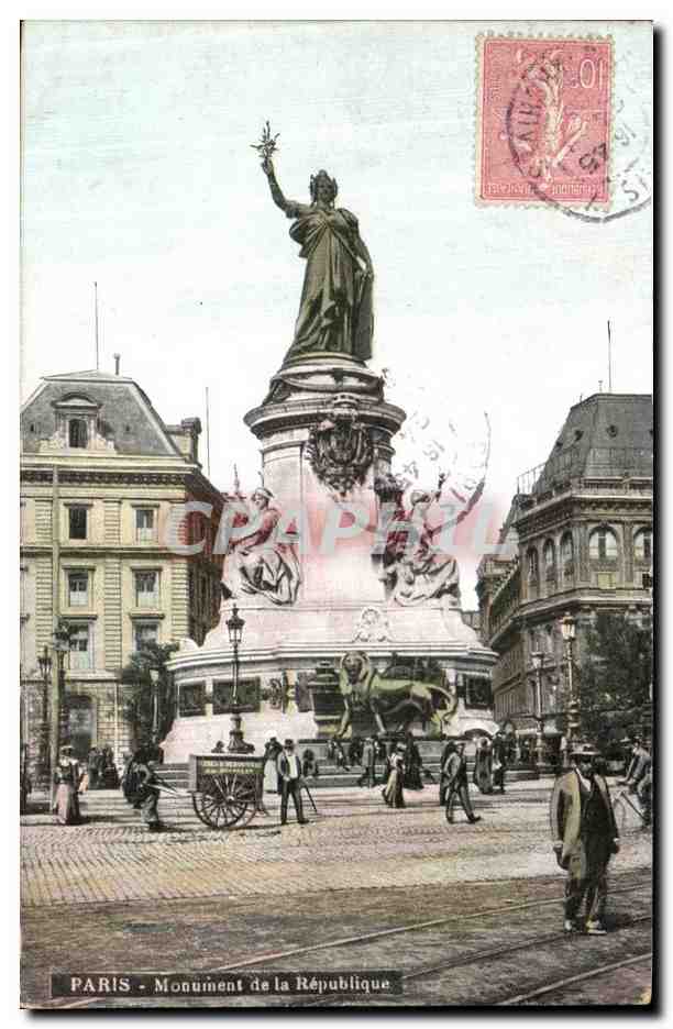 CPA Paris Monument de la Republique