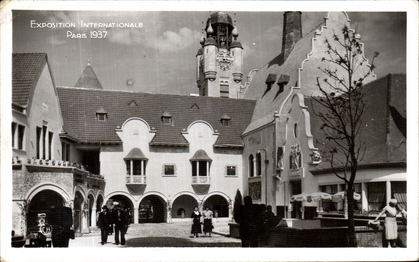 Exposition Internationale Paris 1937 — Pavillon des Équipements — Éditeur non identifié