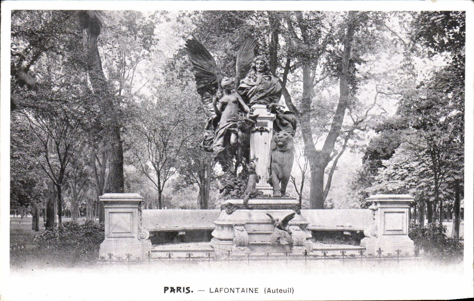 CPA Paris Lafontaine Auteuil Lion 