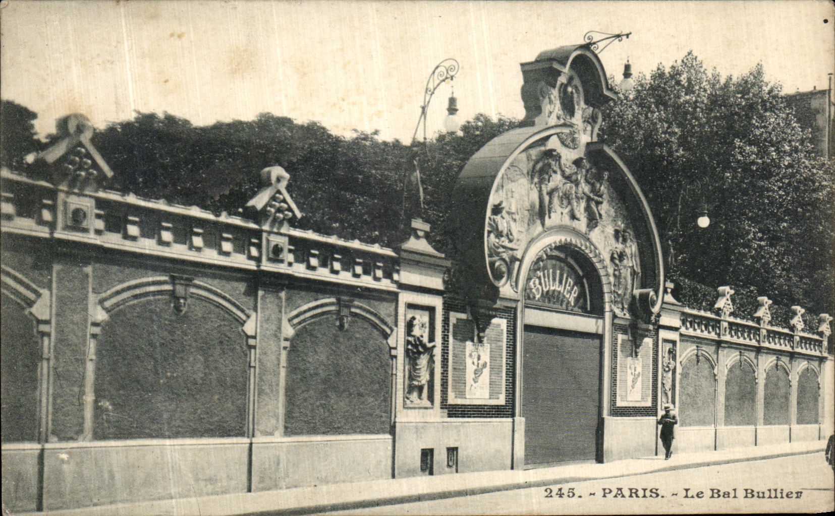 CPA Paris Le Bal Bullier