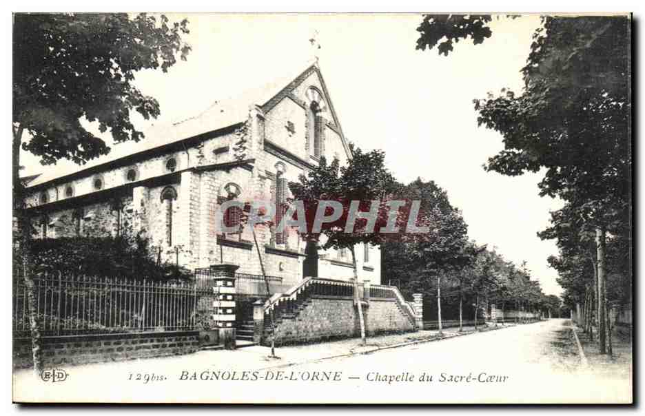 CPA Bagnoles de l Orne Chapelle du Sacre Coeur