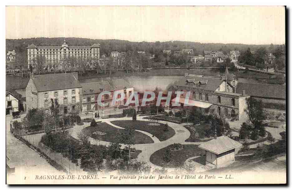 CPA Bagnoles de l Orne Vue generale prise de Jardins de l Hotel de Paris
