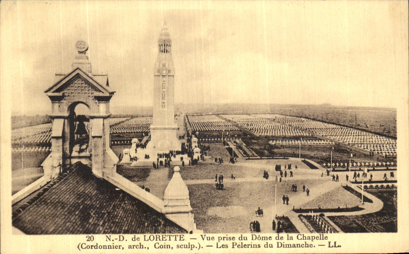 N.-D. de Lorette — Vue prise du Dôme de la Chapelle — Les Pèlerins du Dimanche — LL. (Cordonnier, arch., Coin, sculp.)