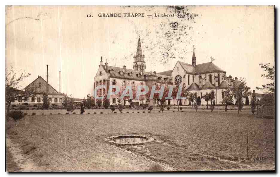 CPA Grande Trappe Le Chevet de Eglise
