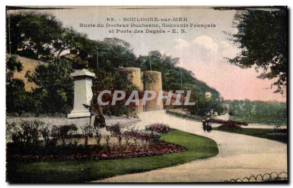 Boulogne-sur-Mer — Beeld van de Dokter Duchesne en Poort van de Trappen — E. S.