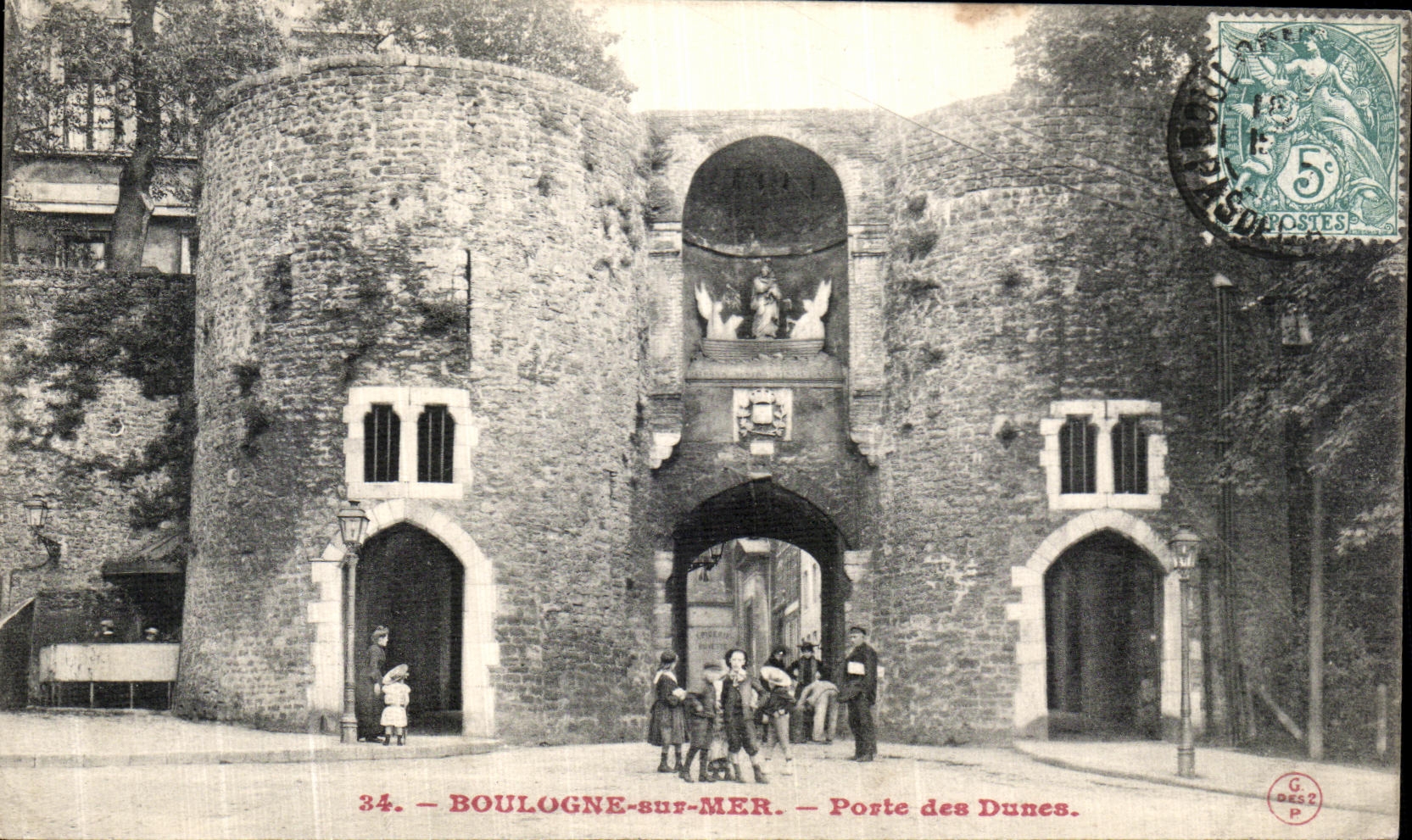 CPA Boulogne Sur Mer Porte des Dunes Enfants