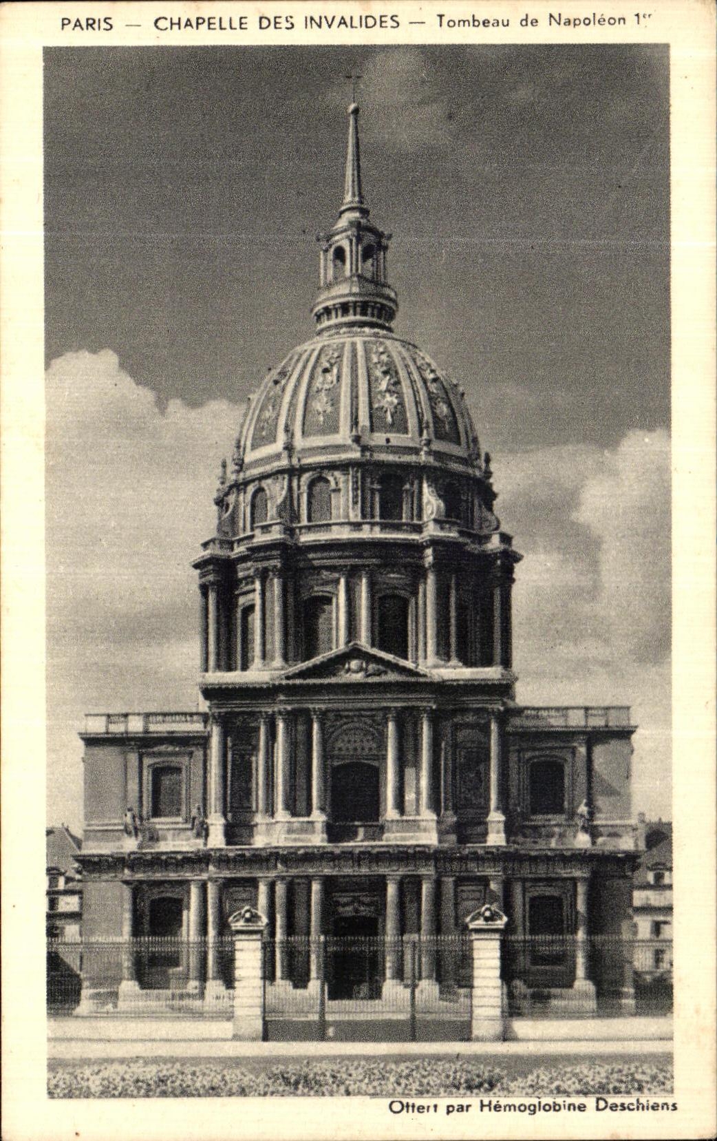 CPA Paris Chapelle des Invalides Tombeau de Napoleon 1er