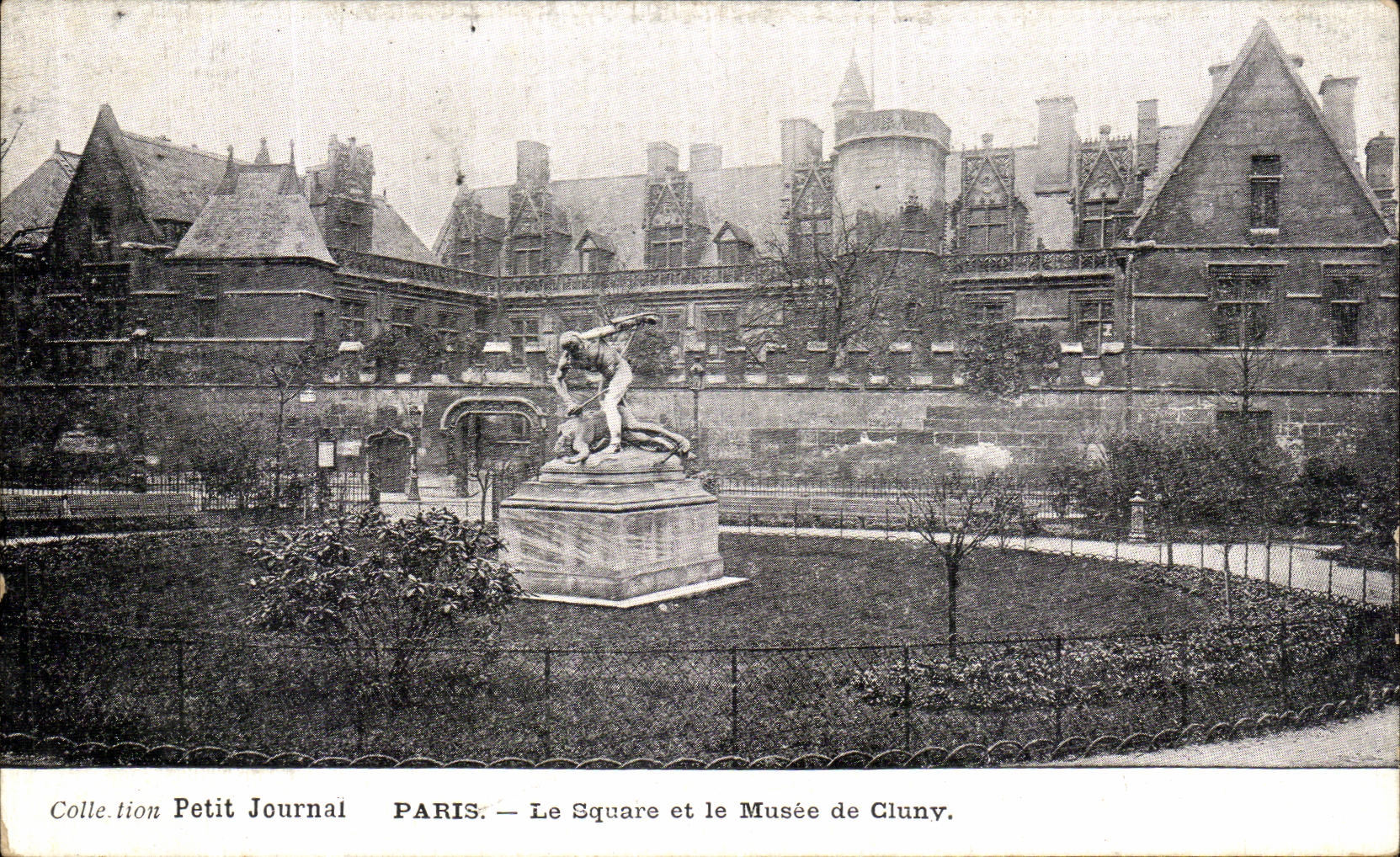 CPA Paris Le Square et le Musee de Cluny