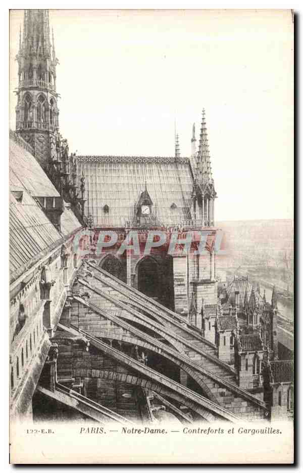 Paris — Notre-Dame — Contreforts et Gargouilles — Éditeur : Phot. Néubuin et Cie, Paris, n° 122-E.B.