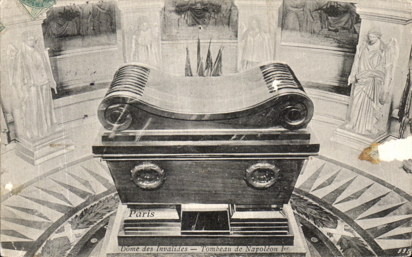 CPA Paris Dome des Invalides Tombeau de Napoleon 1er