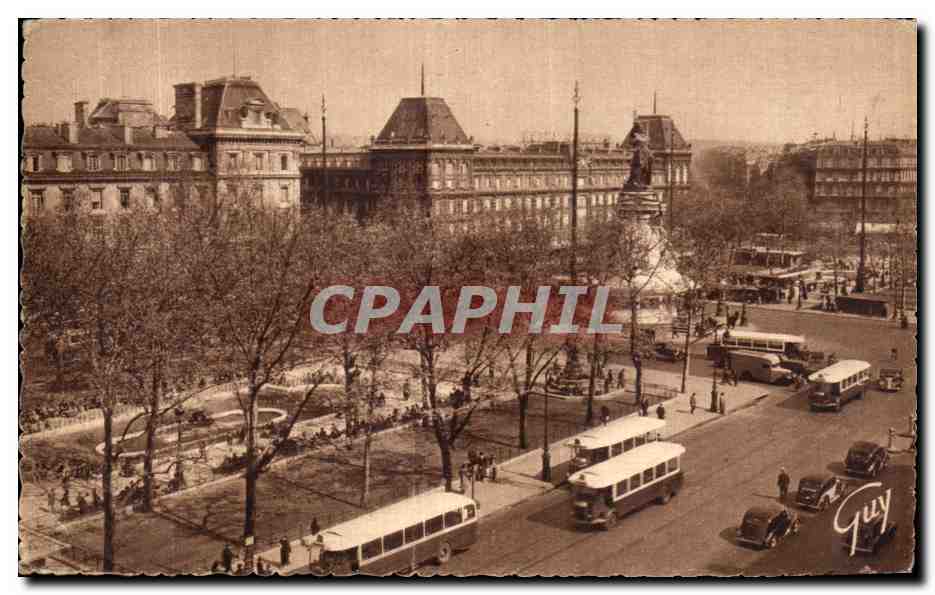 CPA Paris Et Ses Merveilles Place de la Republique