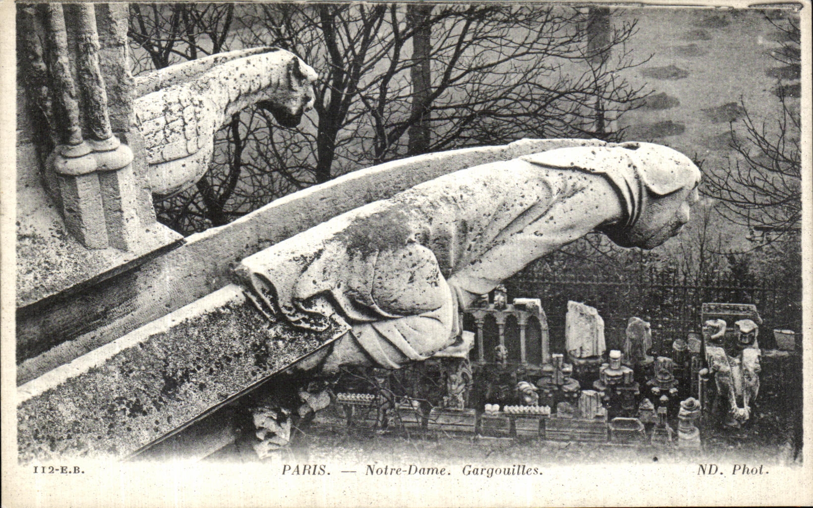 CPA Paris Notre Dame Gargouilles