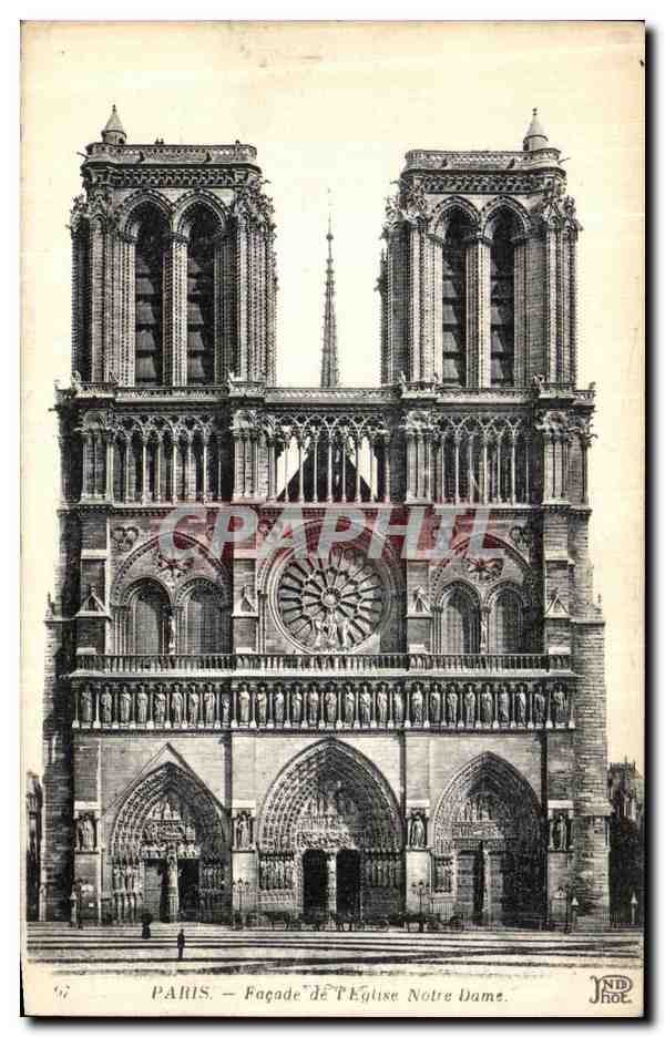 CPA Paris Facade de l Eglise Notre Dame 