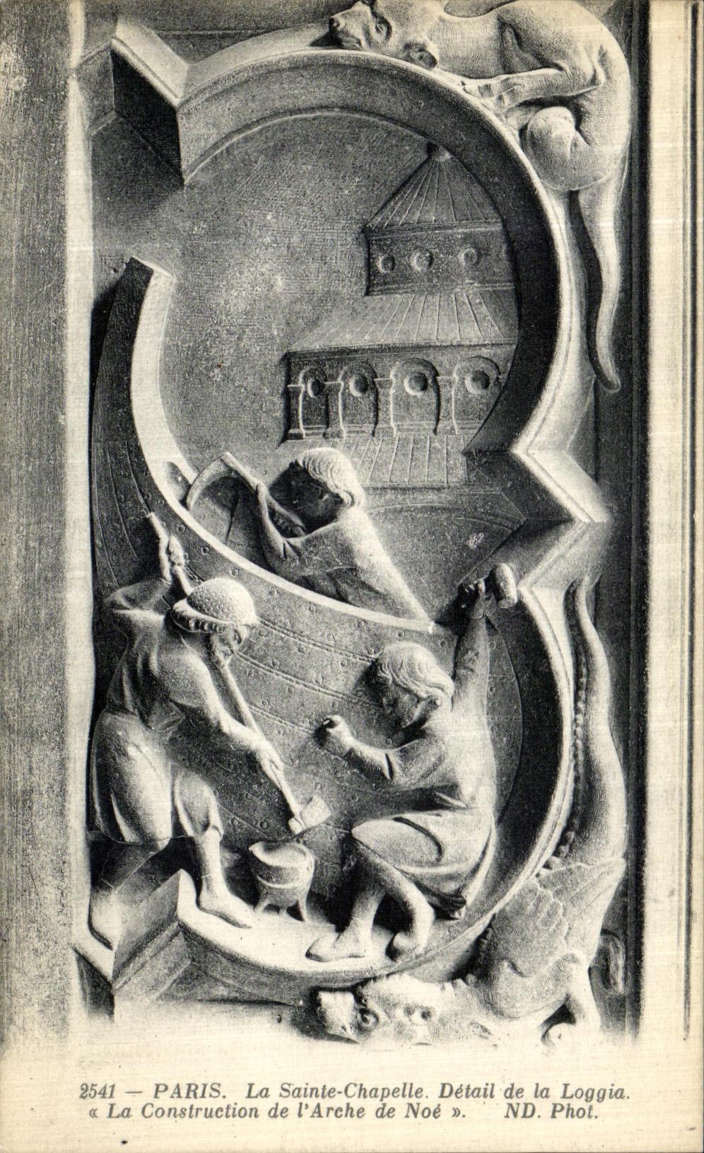 CPA Paris La Sainte Chapelle Detail de la Loggia La Construction de l Arche de Noe