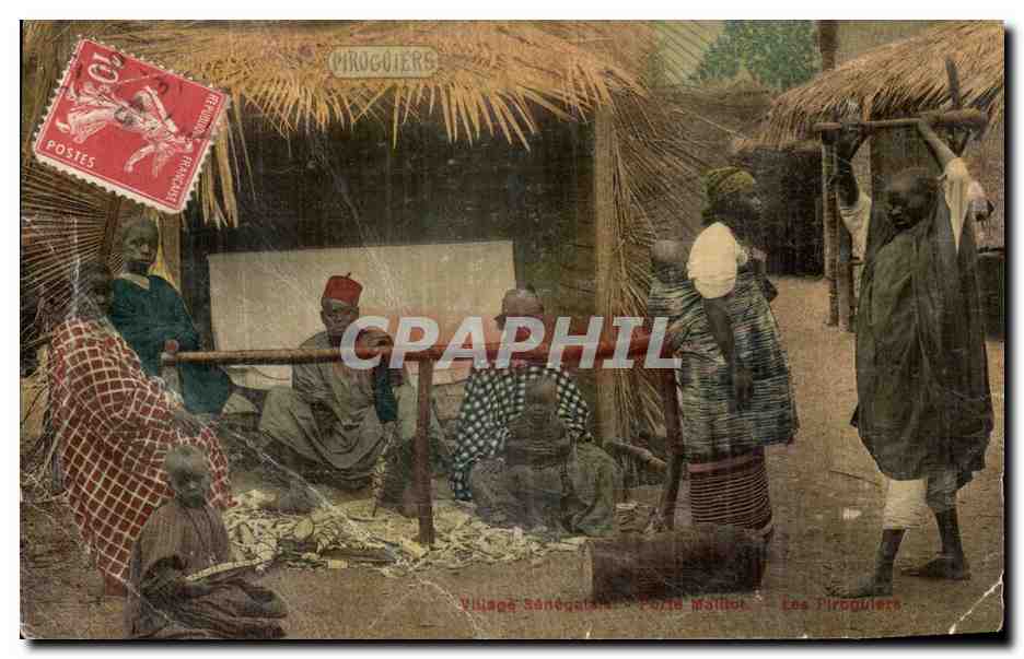 CPA Paris Village senegalais Porte Maillot Les piroguiers