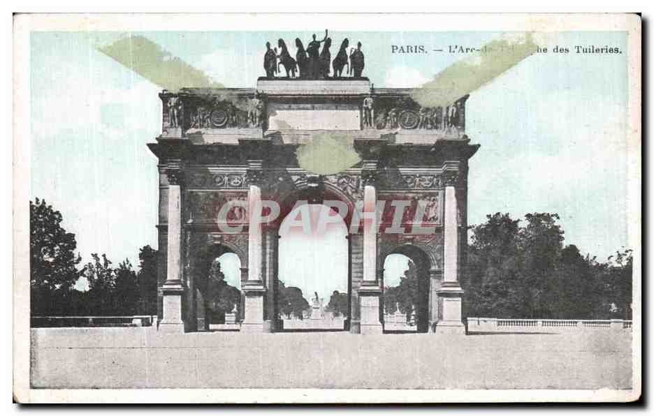 CPA Paris L Arc de Triomphe et les Tuileries