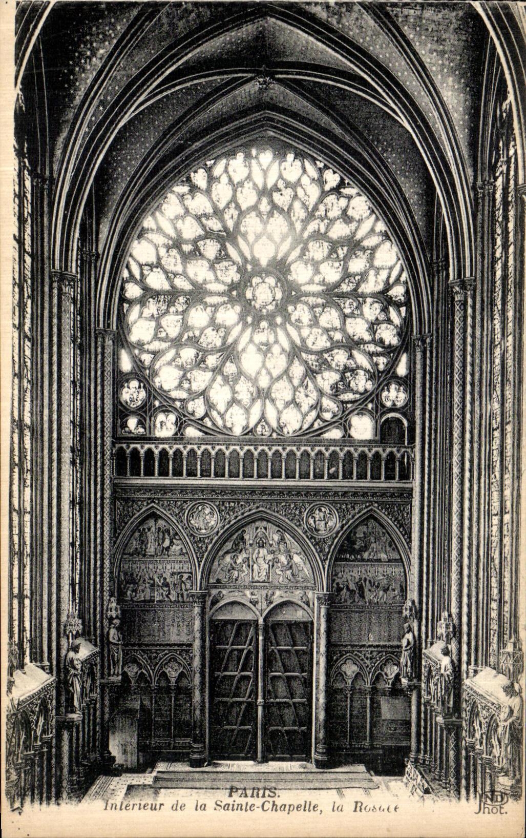 CPA Paris Interieur de la Sainte Chapelle La Rosace