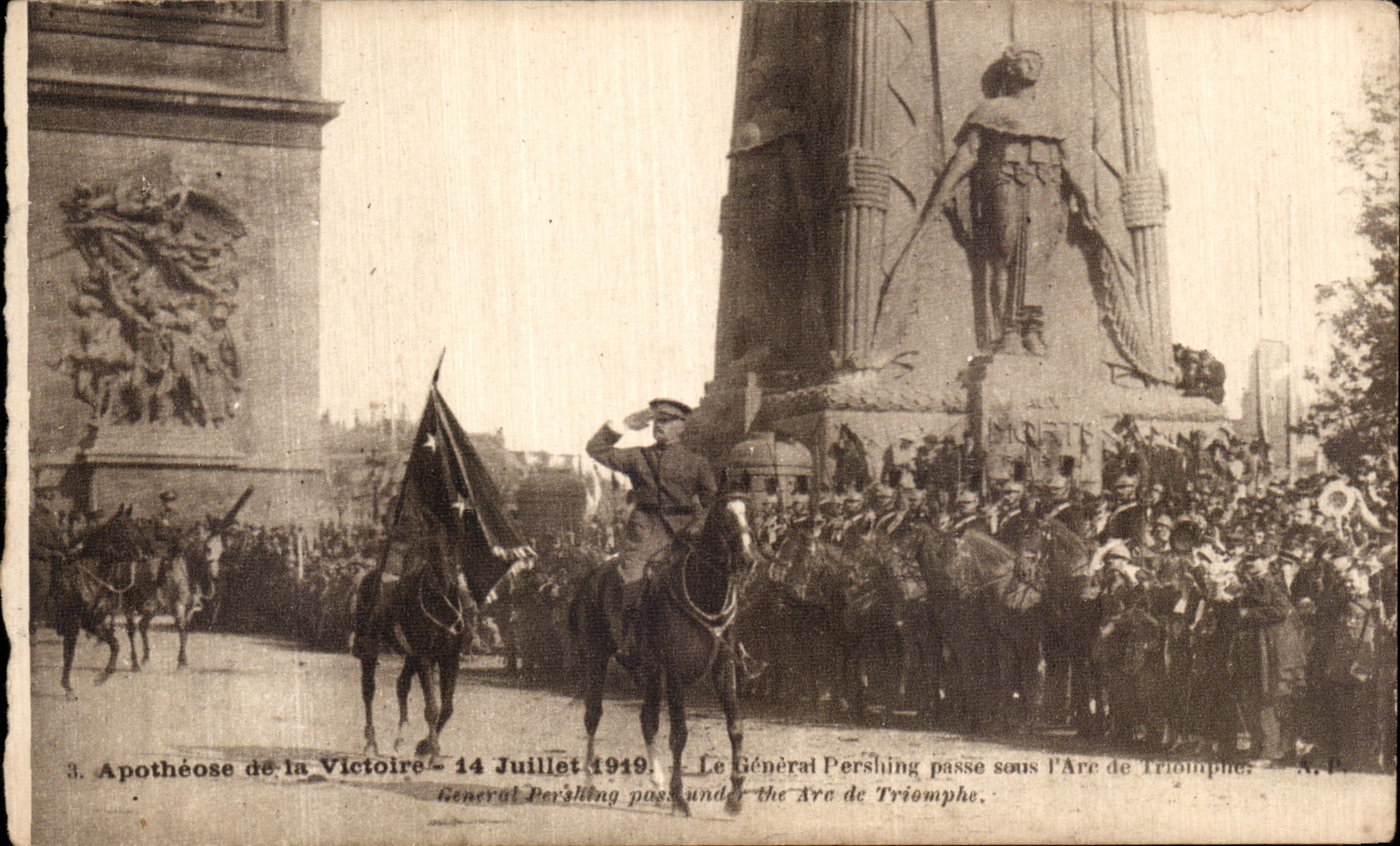 CPA Apotheose de la Victoire 14 juillet 1919 Le general Pershing Arc de TRiomphe 