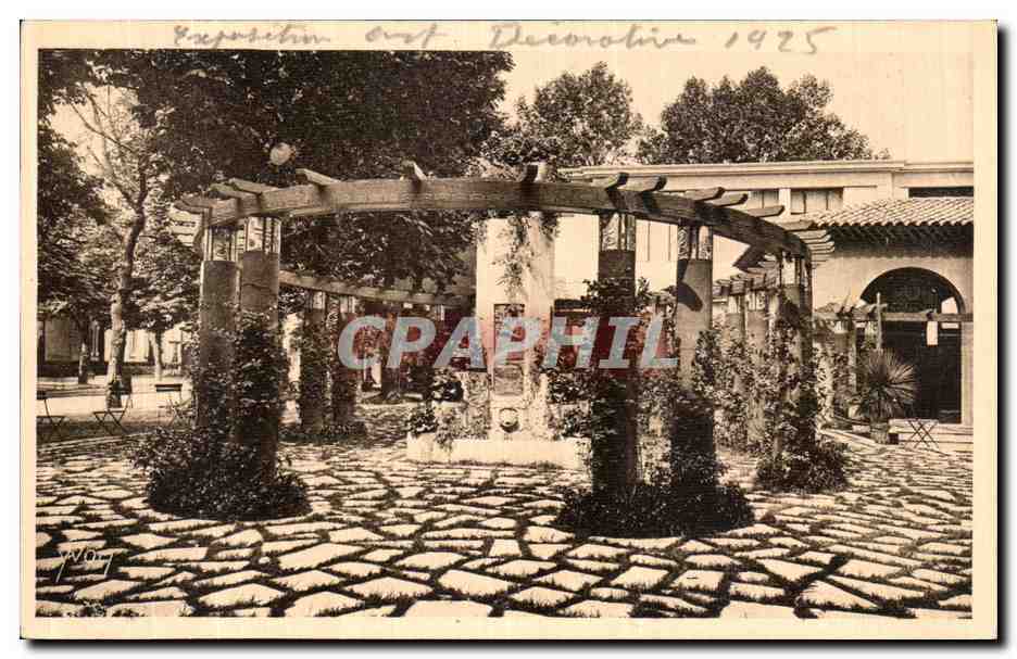 CPA Exposition Internationale des Arts Decoratifs Paris 1925 Patio des Alpes Maritimes