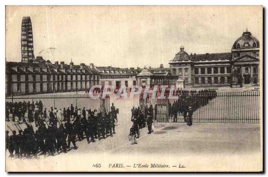 CPA Paris l Ecole Militaire Militaria