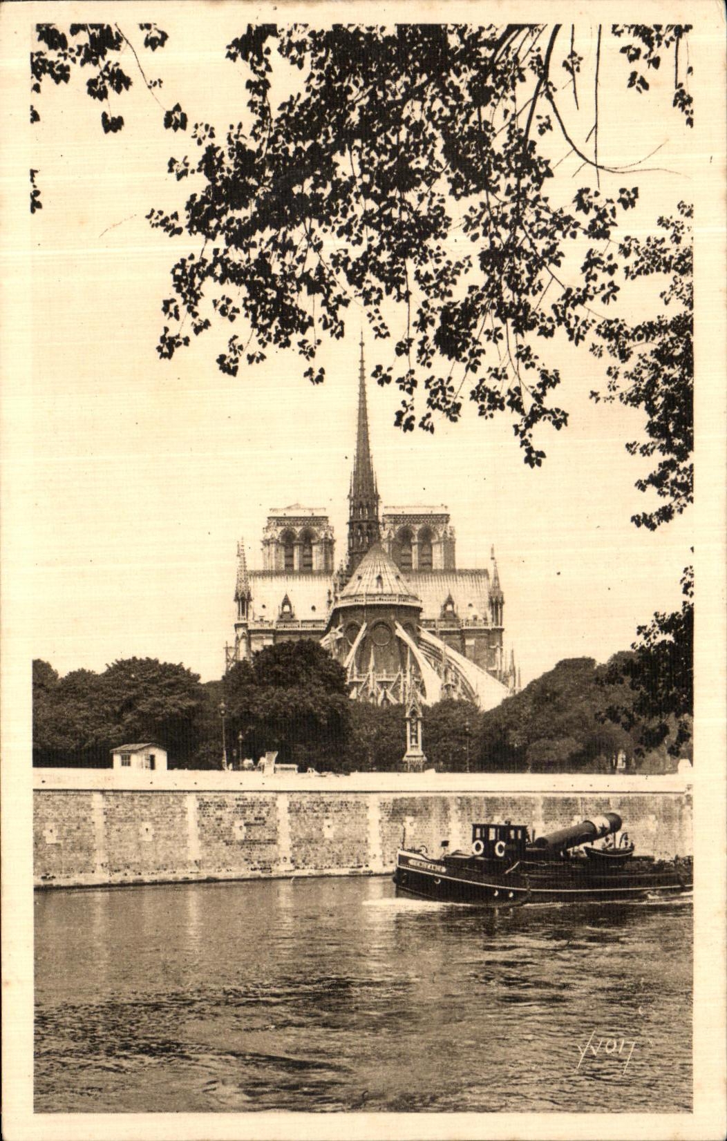 CPA Paris En Flanant La Seine Au Quai d Orleans Bateau Notre Dame