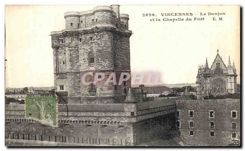 Tarjeta postal antigua Vincennes El donjon y la capilla del fuerte