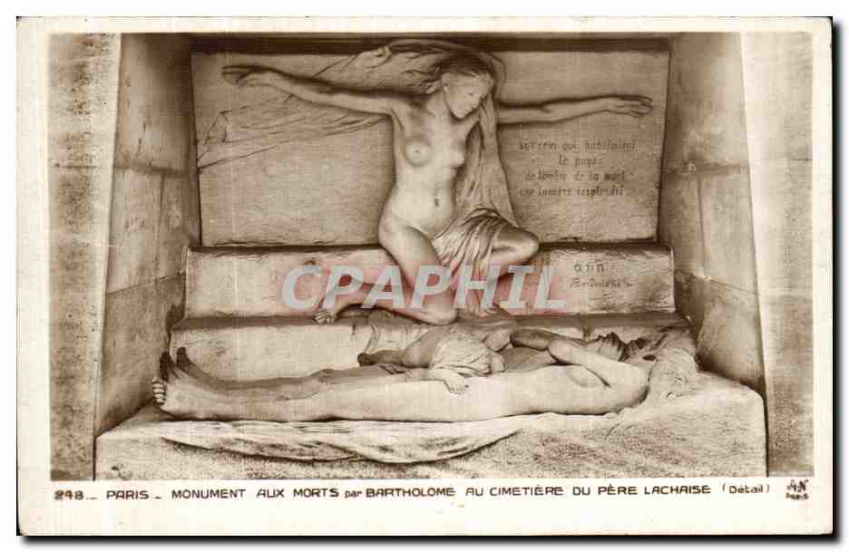 CPA Paris Monument Aux Morts par Bartholome Au Cimetiere Pere Lachaise