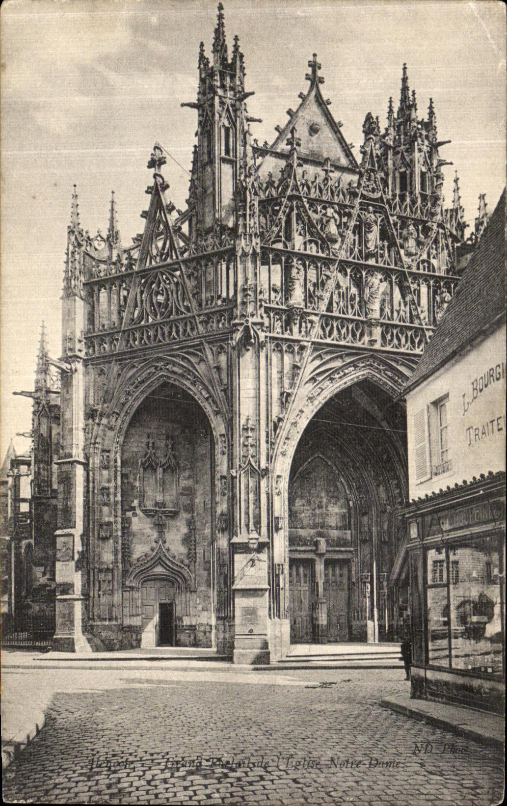 CPA Alencon Grand portail de l eglise Notre Dame