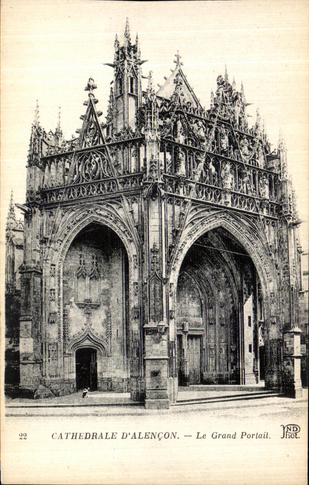 CPA Cathedrale D Alencon Le Grand Portail