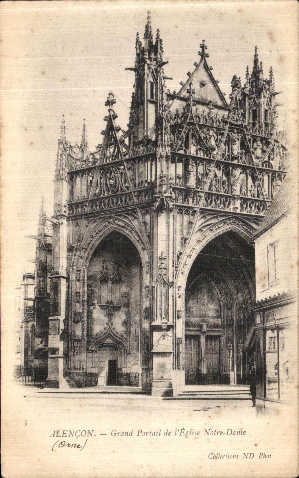 CPA Alencon Grand Portail de l eglise Notre Dame