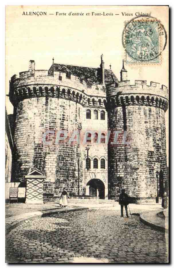 CPA Alencon Porte d entree et Pont Levis Vieux chateau
