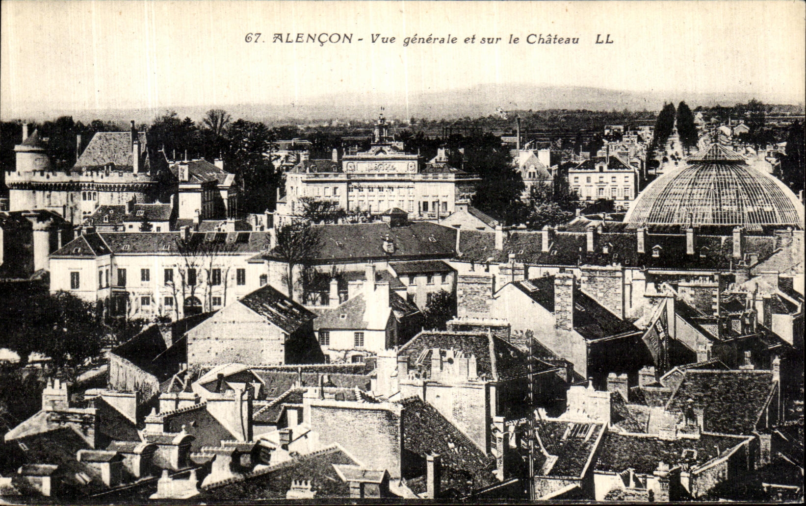 CPA Alencon Vue Generale et sur le Chateau