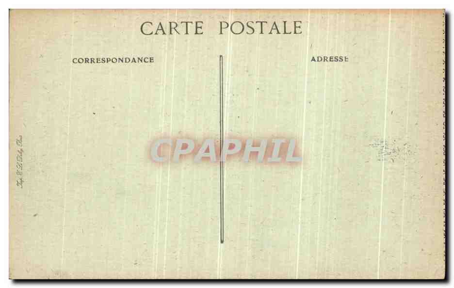 CPA Arras L Hotel de Ville et la Petite Place Militaria — Rückseite