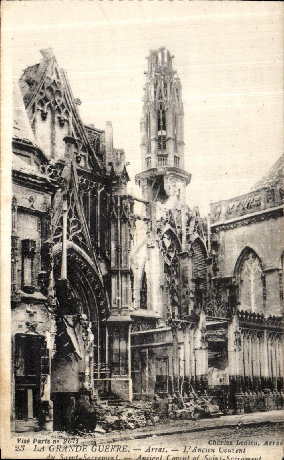 CPA Arras L ancien couvent du Saint Sacrement Militaria