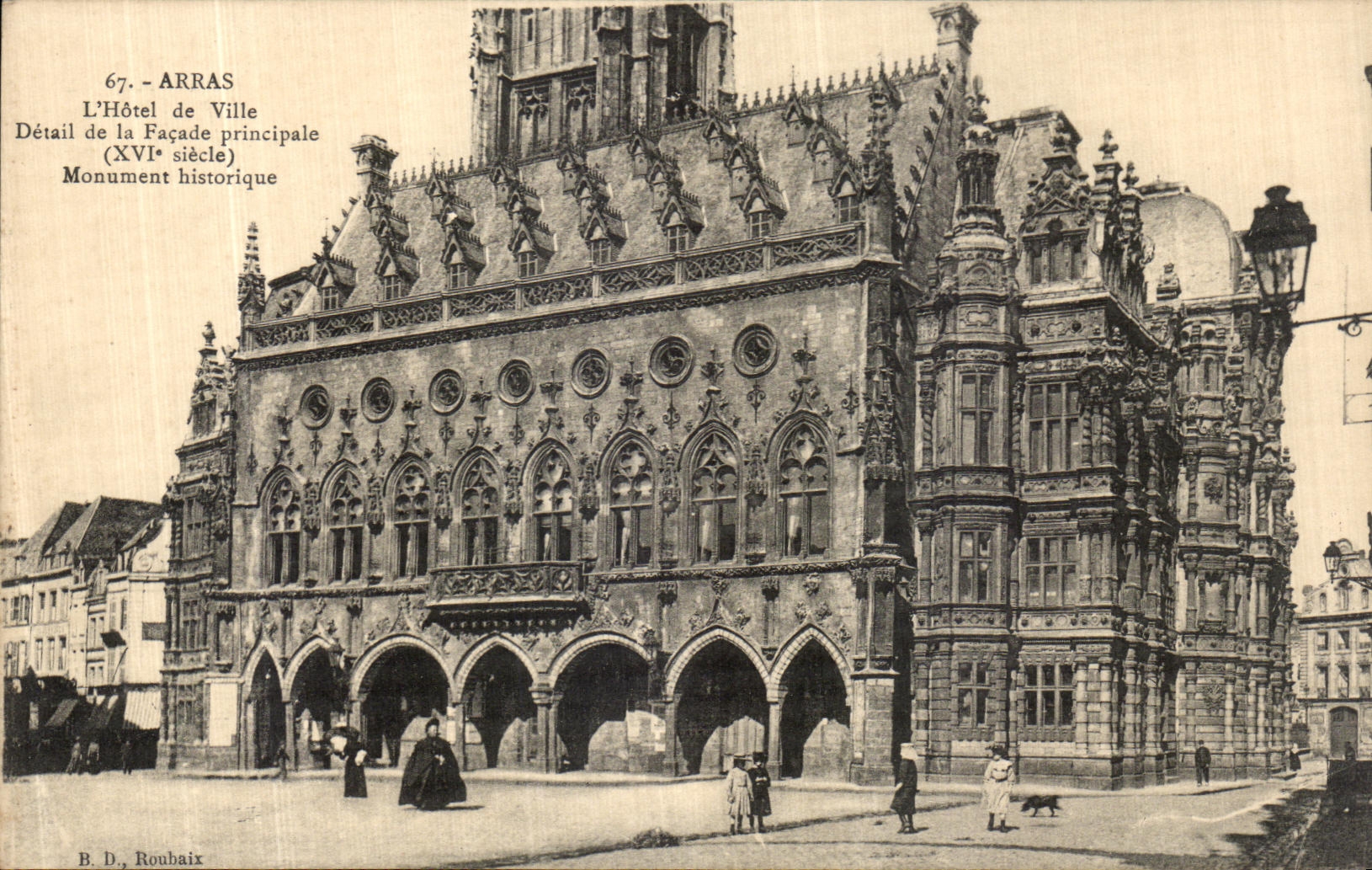 CPA Arras L Hotel de Ville Militaria