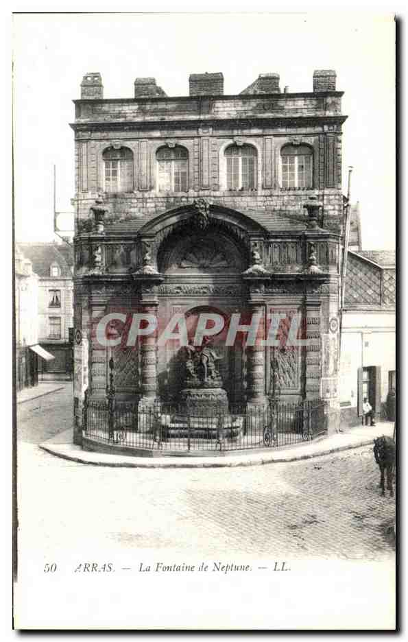 CPA Arras La Fontaine de Neptune