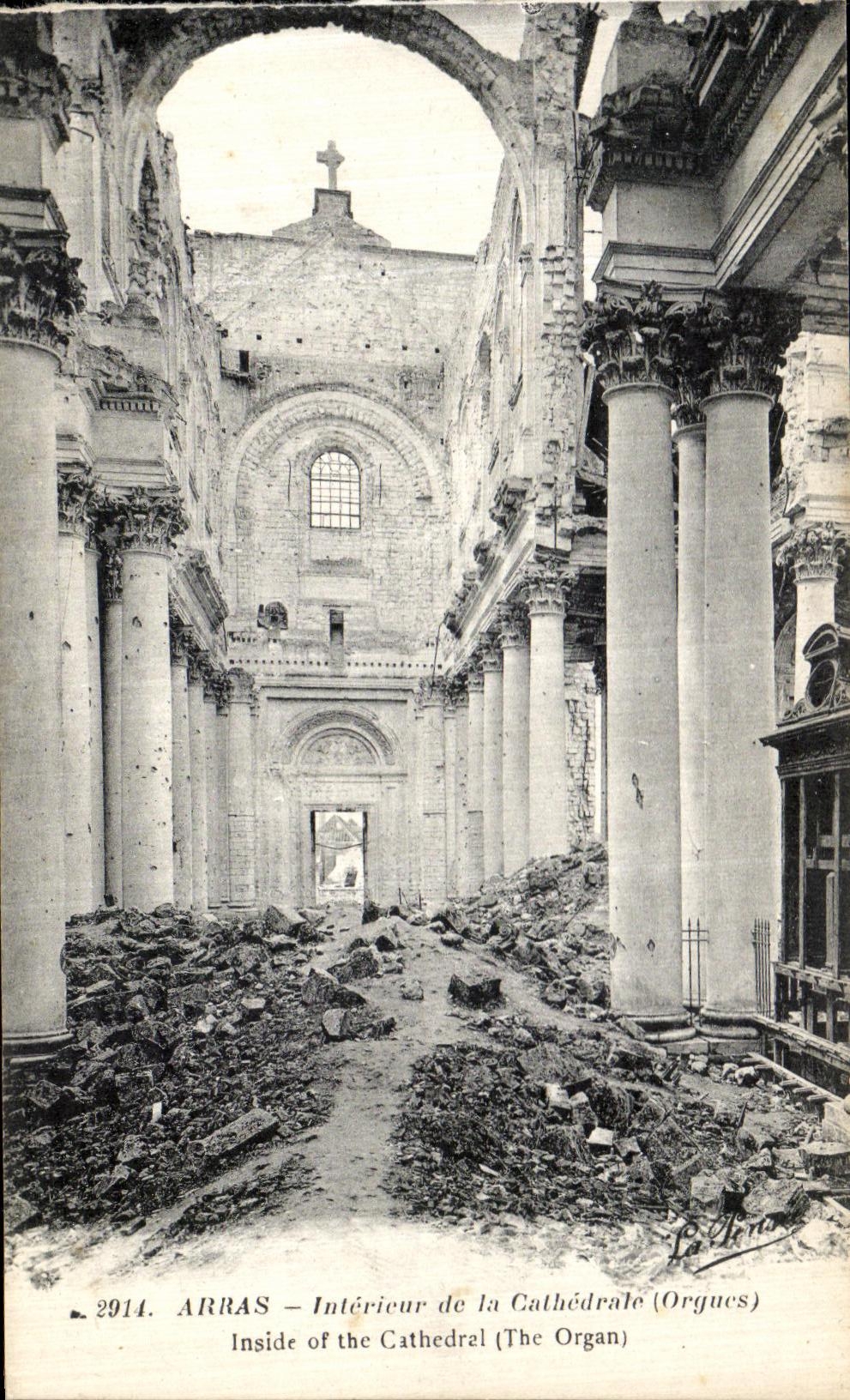 Arras — Intérieur de la Cathédrale (Orgues) — La Perouse, n°2914
