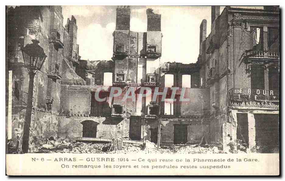 CPA Arras Guerre Ce Qui Reste de la Pharmacie de la gare Militaria