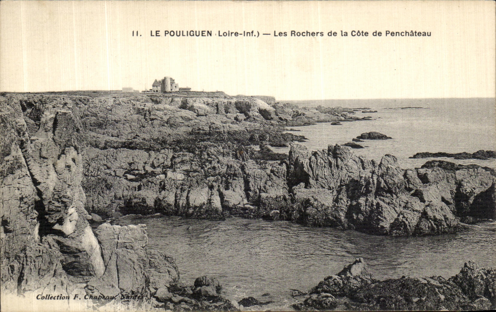 CPA Le Pouliguen Les Rochers de la Cote de Penchateau