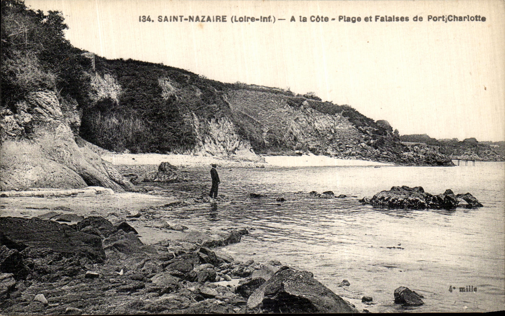 Saint-Nazaire (Loire-Inf.) — À la Côte - Plage et Falaises de Port Charlotte — F. Chapeau, Imp. Ed. Nantes