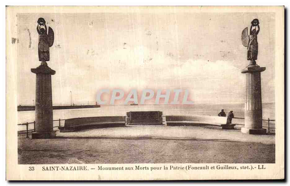 CPA Saint Nazaire Monument aux Morts Pour la Patrie Militaria