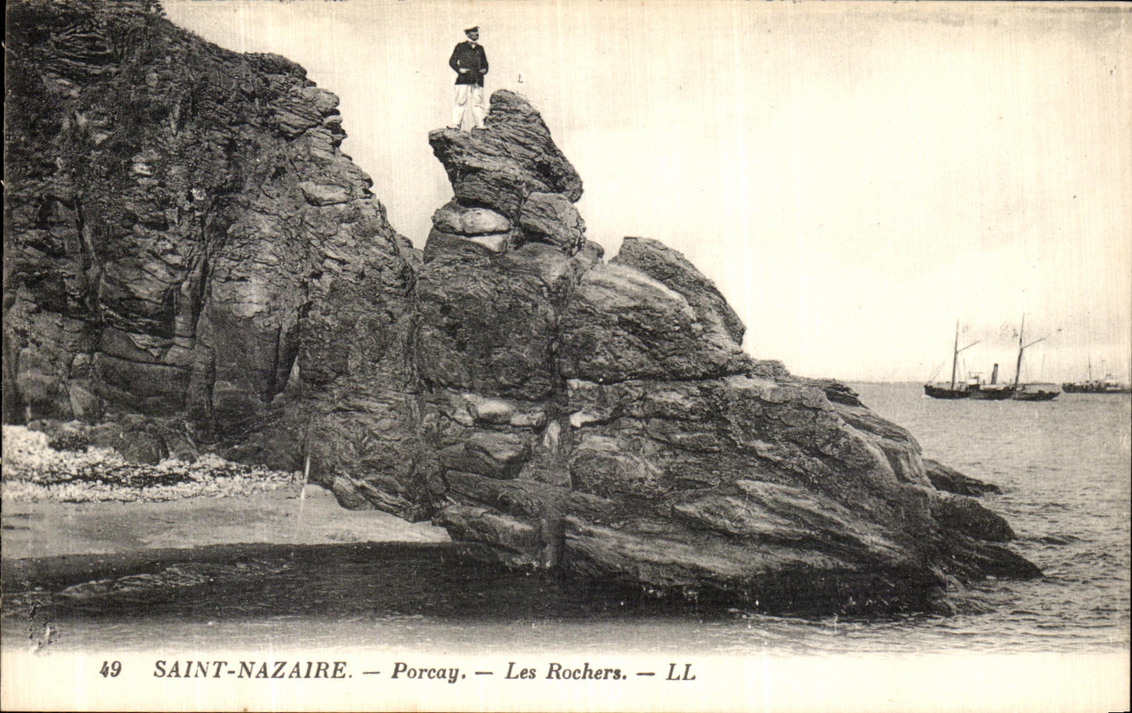 CPA Saint Nazaire Porcay Les Rochers Bateaux