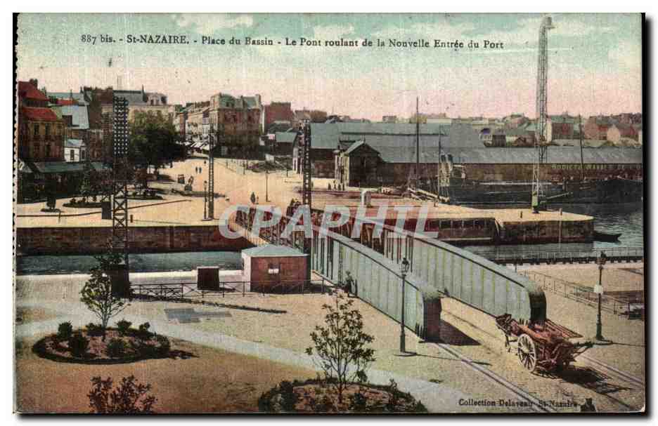 CPA Saint Nazaire Place du Bassin Le Pont roulant de la Nouvelle Entree du Port