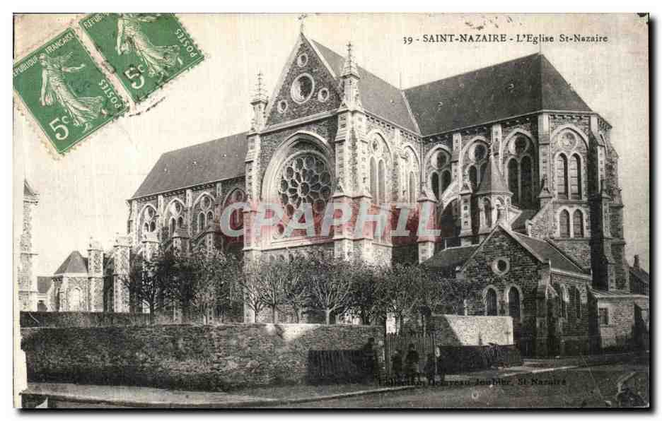 CPA Saint Nazaire L Eglise St Nazaire