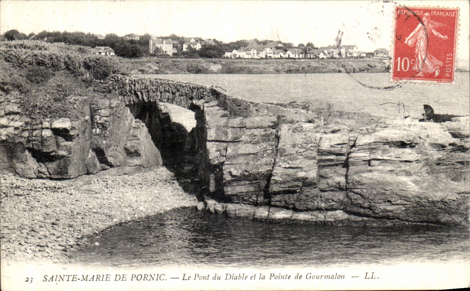 CPA Saint Marie De Pornic Le Pont du Diable et la Pointe de Gourmalon