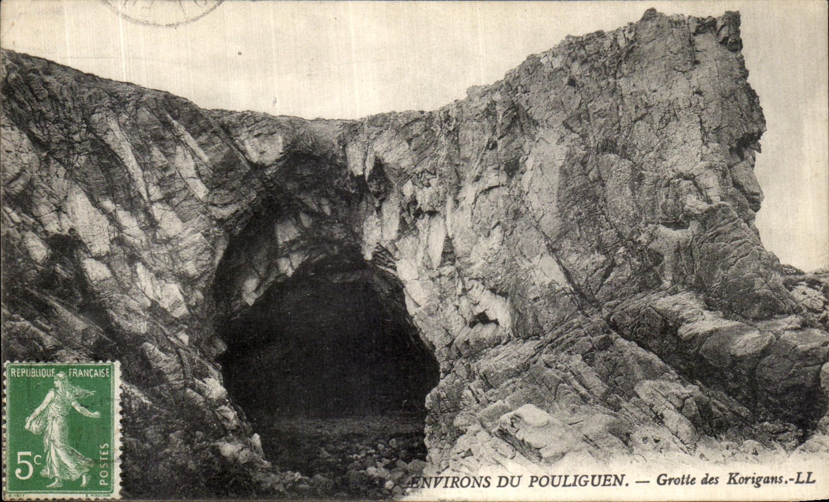 Umgebung von Pouliguen — Grotte des Korigans — LL