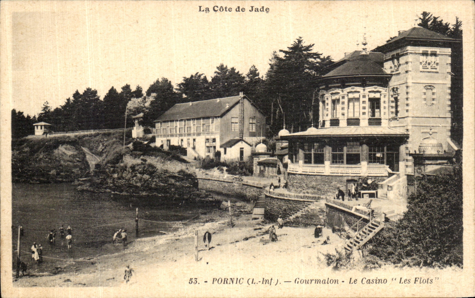 CPA Pornic Gourmalon Le Casino Les Flots