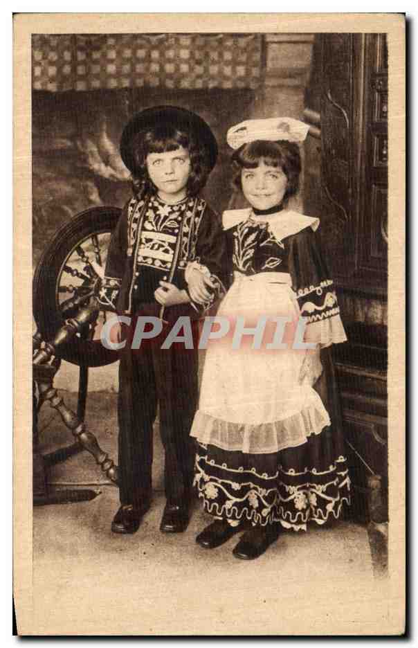 CPA Autour Des Lits Clos Bretons Ils sont tout plein gentils les enfants du pays Folklore Costume