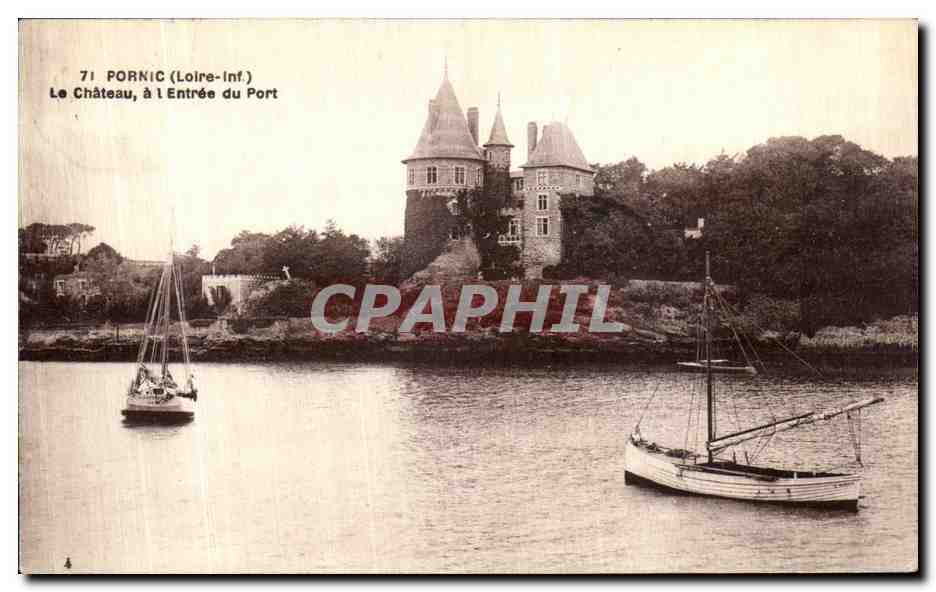 CPA Pornic Le Chateau a l entree du Port Bateau