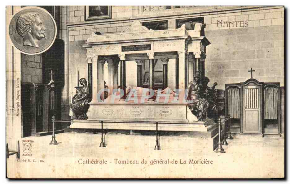 CPA Nantes Cathedrale Tombeau Du General de la Moriciere